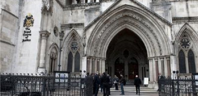 ПриватБанк подал в суд Лондона на бывших владельцев - СМИ - Фото
