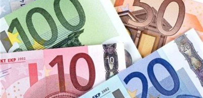 Официальный курс евро впервые превысил 35 грн - Фото
