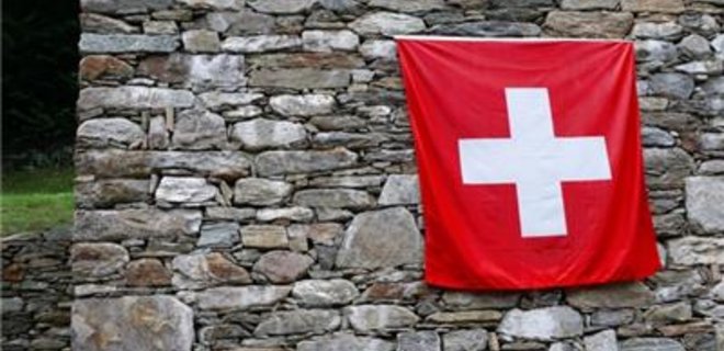 Швейцария вынесет на референдум право государства взимать налоги - Фото
