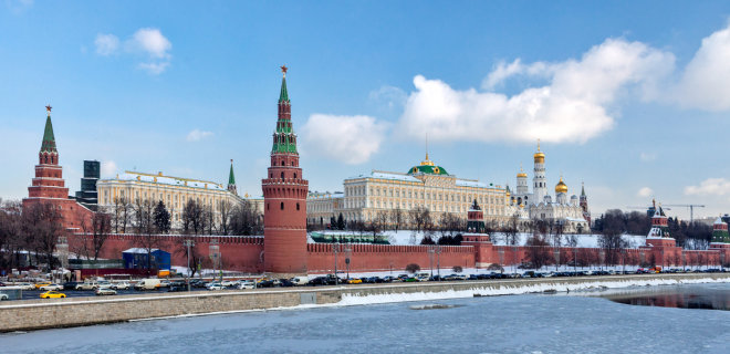 Агентство S&P знизило рейтинг Росії до переддефолтного - Фото