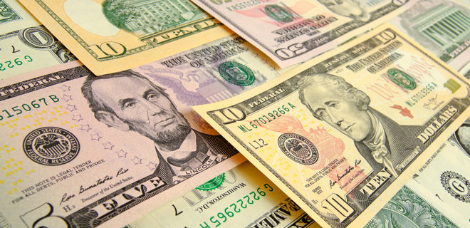 Доллар и евро подорожали. Наличные курсы валют - Фото