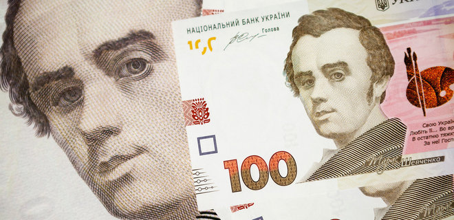 В июне украинцы принесли в банки 28 млрд грн. Данные НБУ - Фото