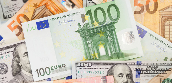 Евро подешевел на 24 копейки. Курс валют НБУ - Фото