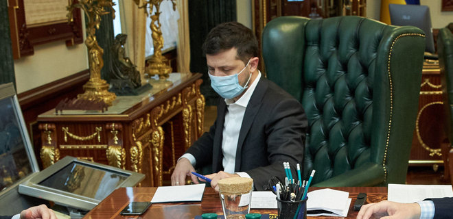 Зеленский подписал закон о едином счете для уплаты налогов - Фото