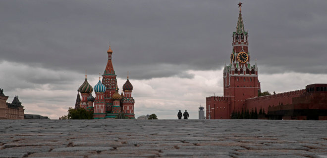 Российский фондовый рынок и рубль упали из-за ситуации вокруг Украины - Фото