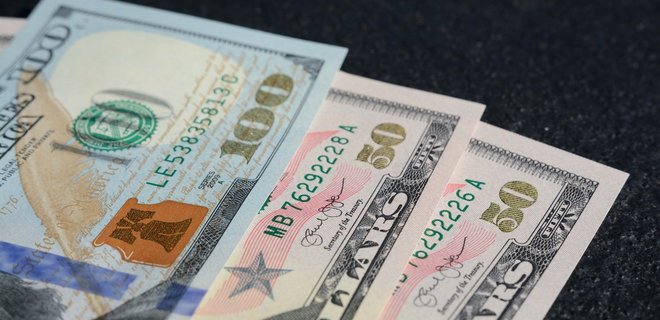 Доллар и евро вновь подорожали. Курсы валют НБУ - Фото