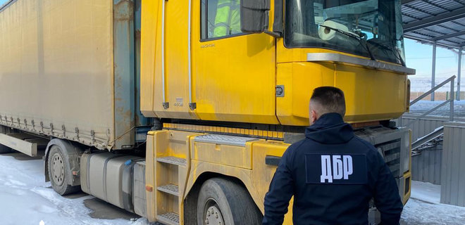В Україну хотіли завезти автозапчастини з Росії на 3 млн грн, тепер їх передадуть ЗСУ - Фото