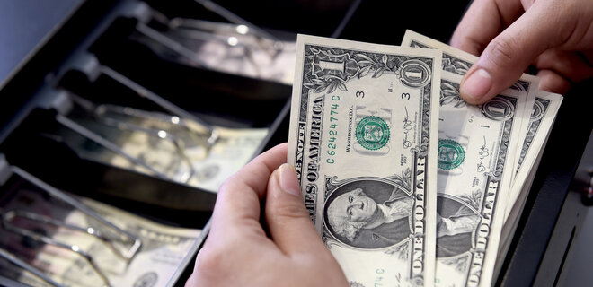 Бизнес ожидает в следующем году курс доллара не выше 41 грн - Фото