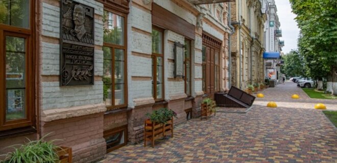 Черкаська міська рада витратить 1,3 млн грн на алею ліхтарів - Фото