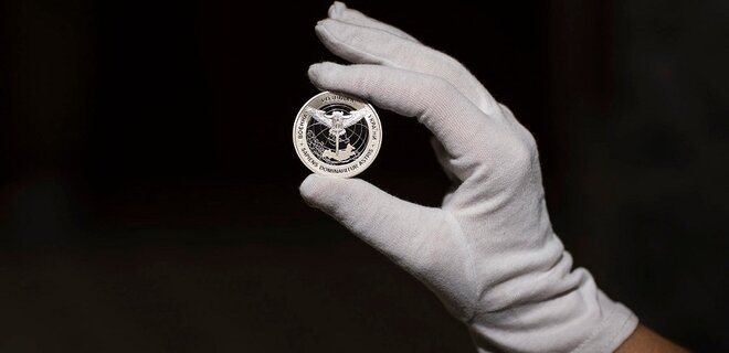 Нацбанк показал монету, посвященную ГУР – фото - Фото